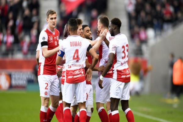 摩纳哥：欧冠赛场上的“黑马”传奇